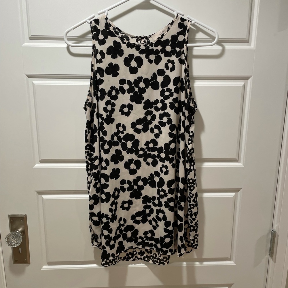 LOFT maternity sleeveless floral blouse